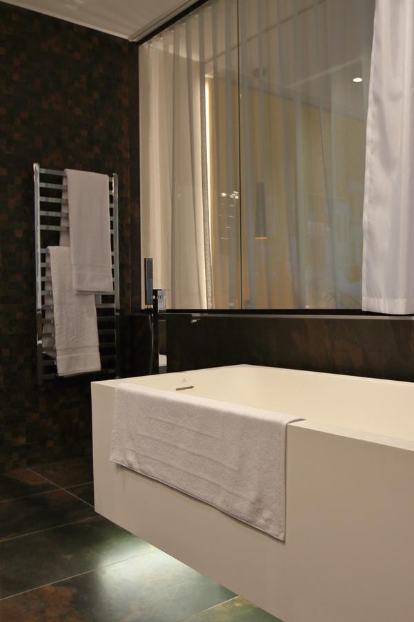 La Villa Dolce Suites & Chambres D'Hotes ลาโรแชล ภายนอก รูปภาพ